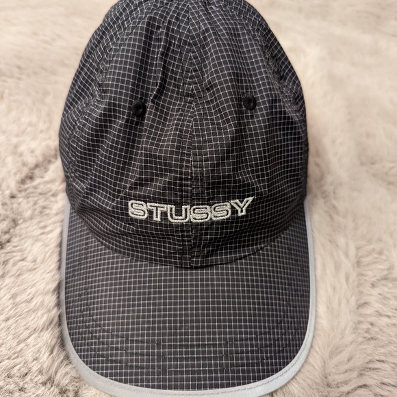 Stussy hat - Picture 2 of 3